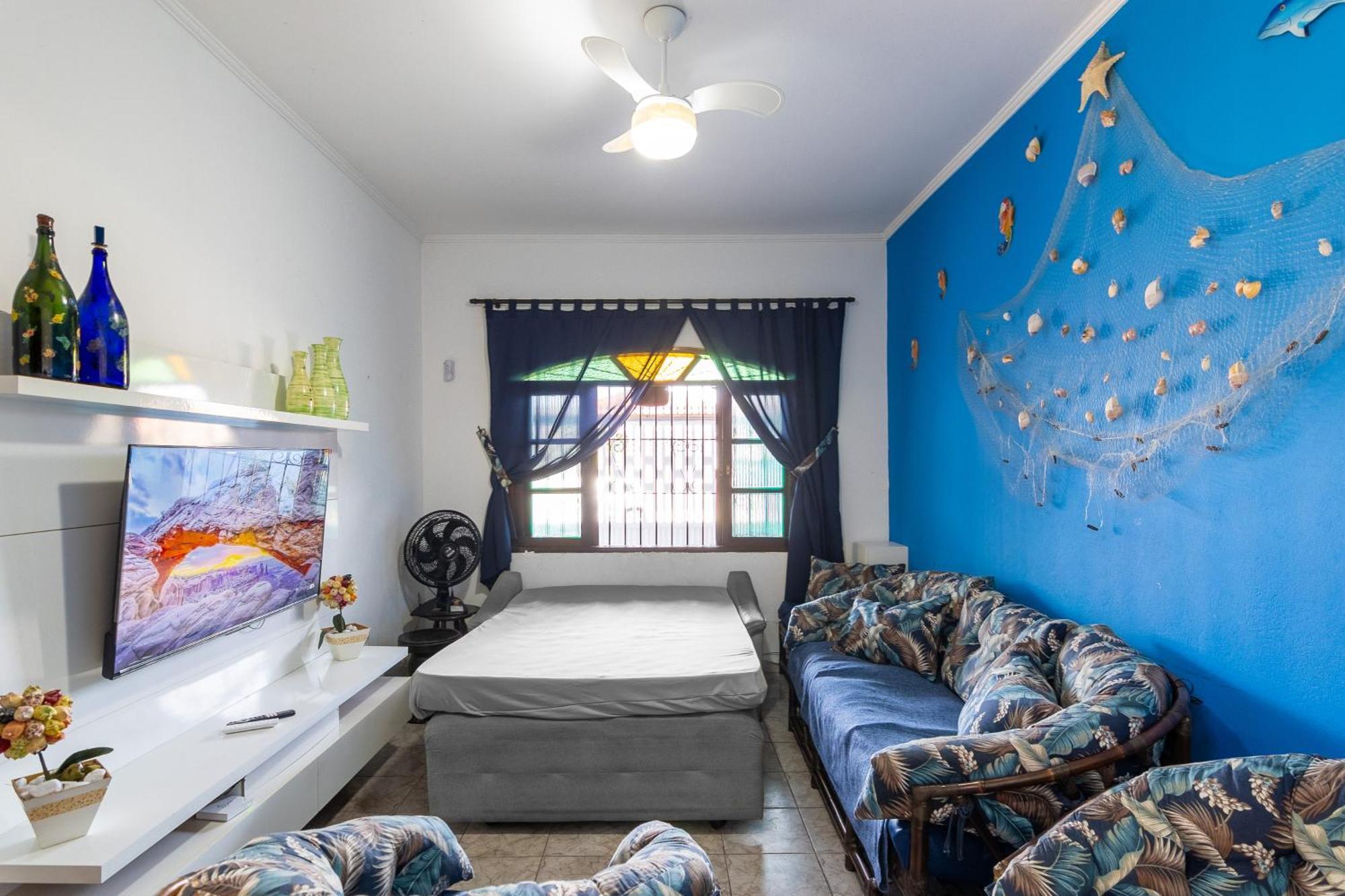 Casa Azul, 2 Quadras Praia-wifi-churrasqueira E Fogao A Lenha - Aceita Caes -caicara-praia Grande Holiday home